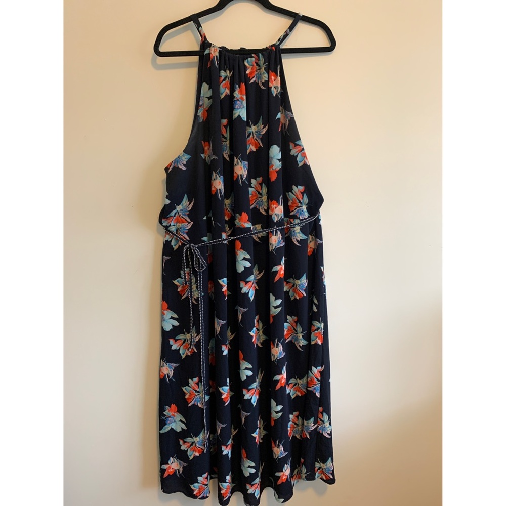 Sleeveless Floral 4X Ava & Viv Maxi Dress